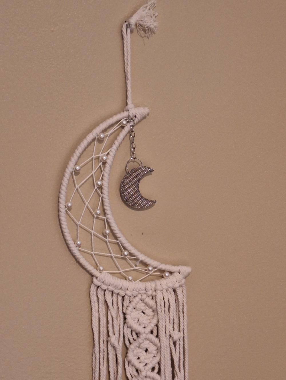 Bohemian macrame moon dream catcher wall decor - NWT